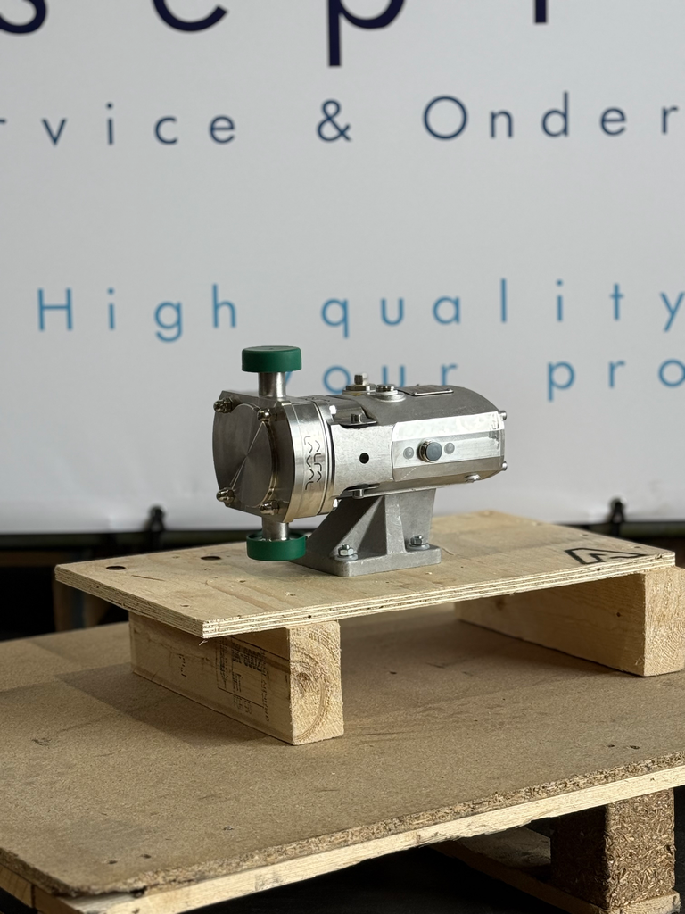 Alfa laval pomp sru1/005/d vertical left nbr bareshaft